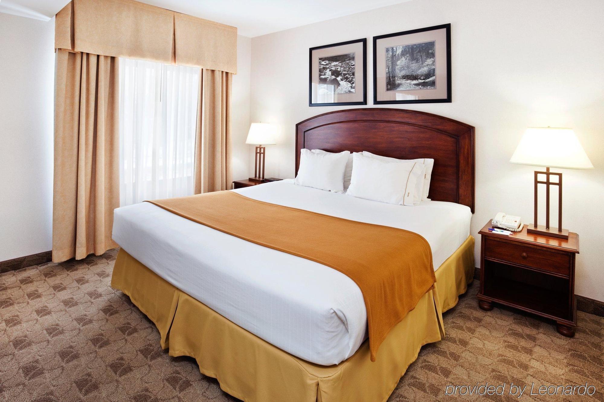 Holiday Inn Express Boone By Ihg Bagian luar foto