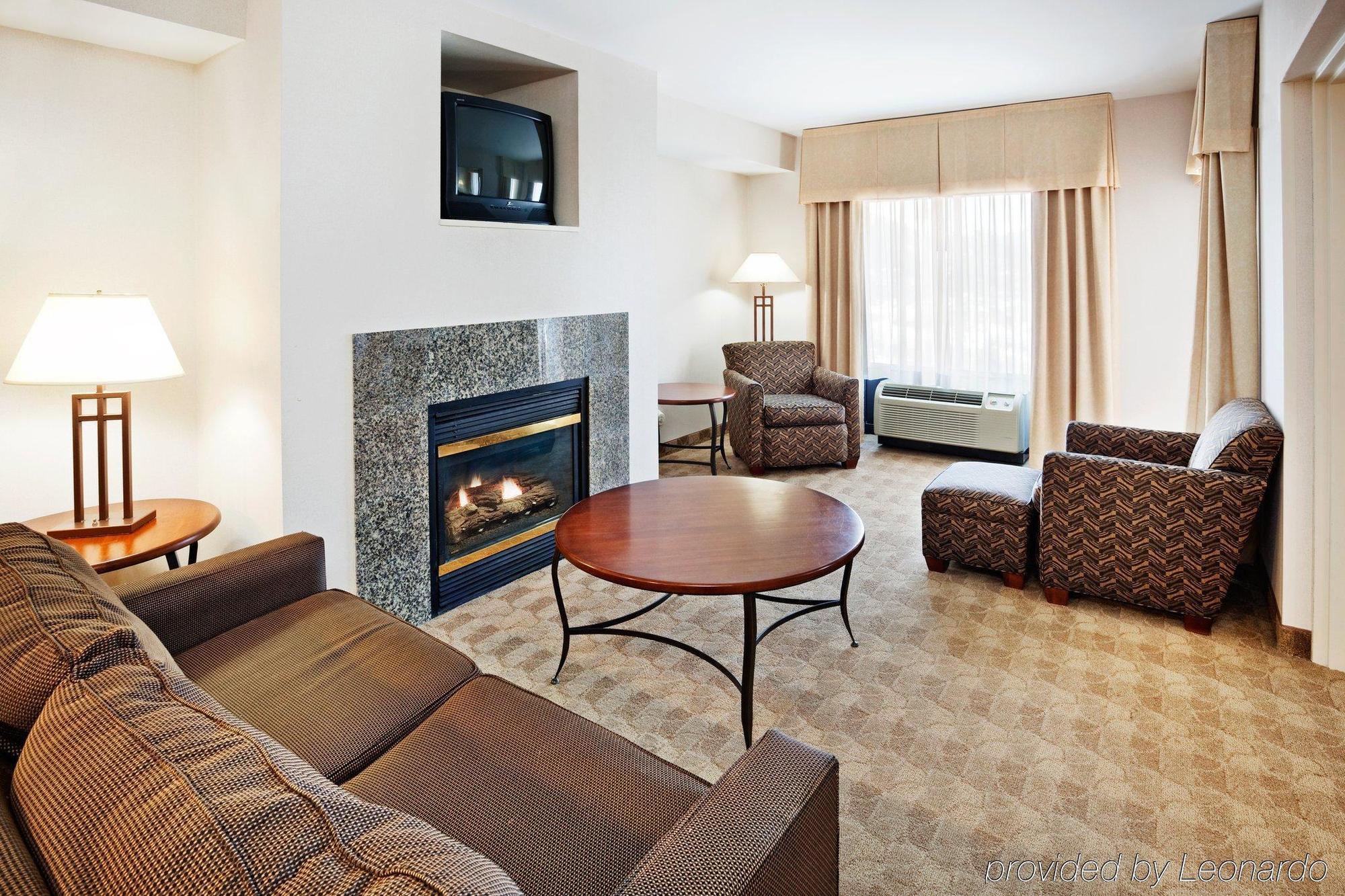 Holiday Inn Express Boone By Ihg Bagian luar foto