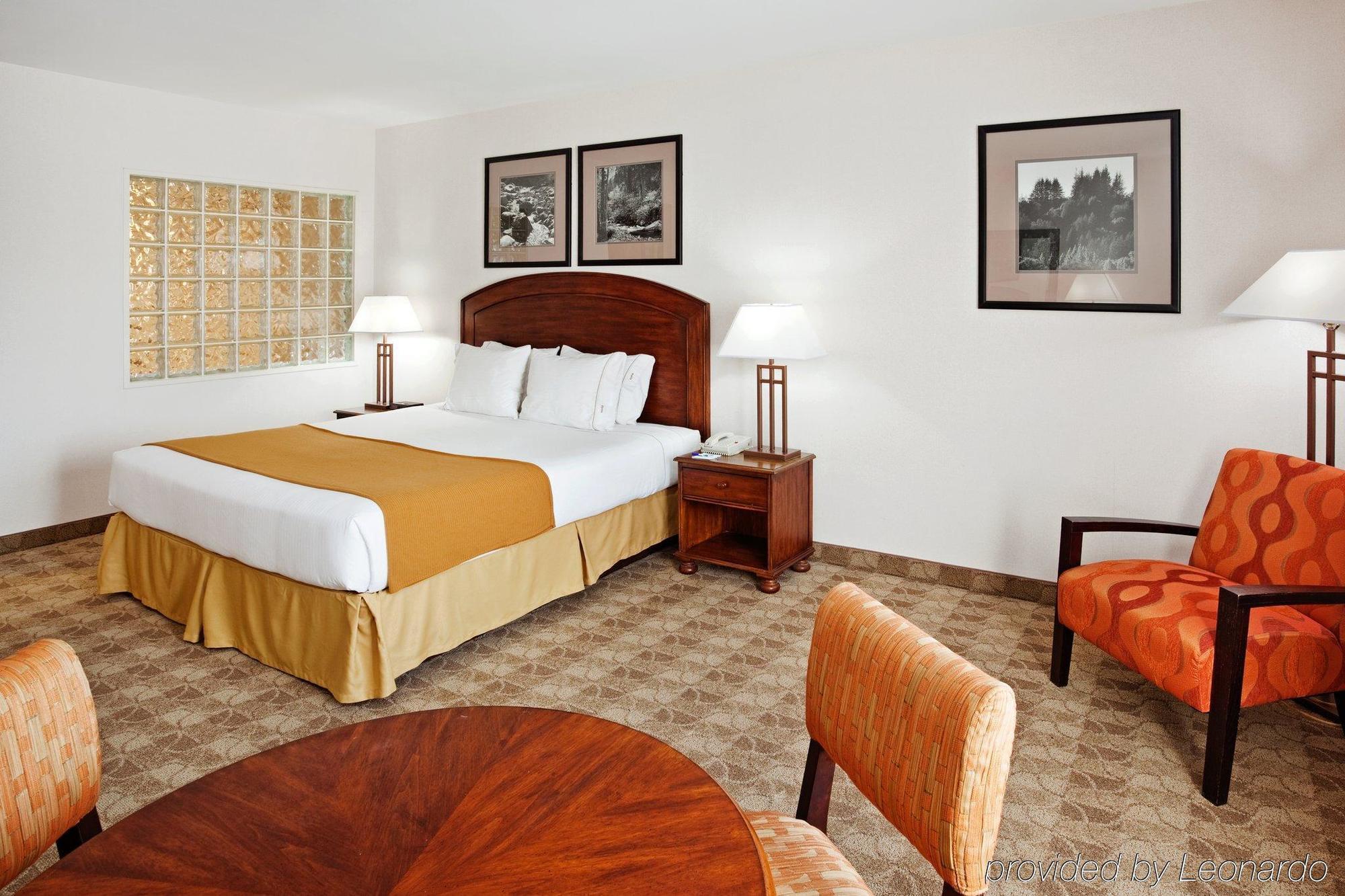 Holiday Inn Express Boone By Ihg Bagian luar foto